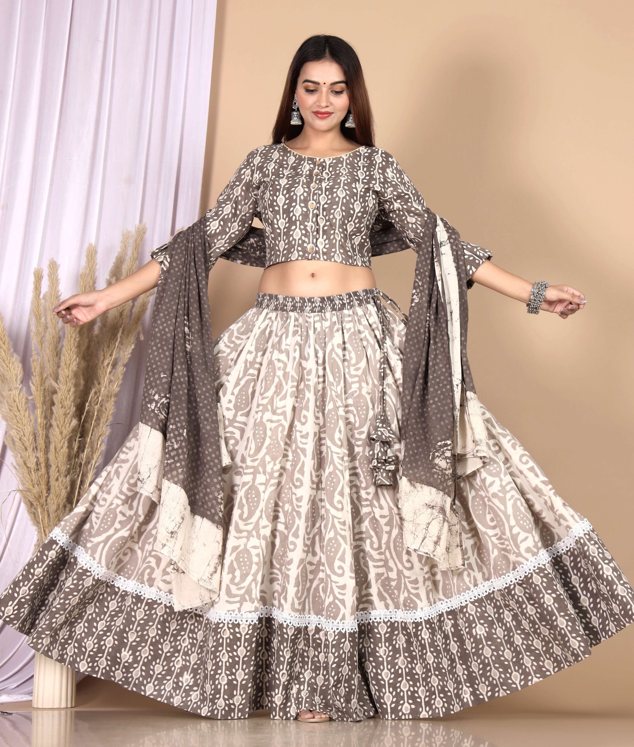 Women’s Grey Cotton Printed Lehenga Choli Dupatta Set - Image 5