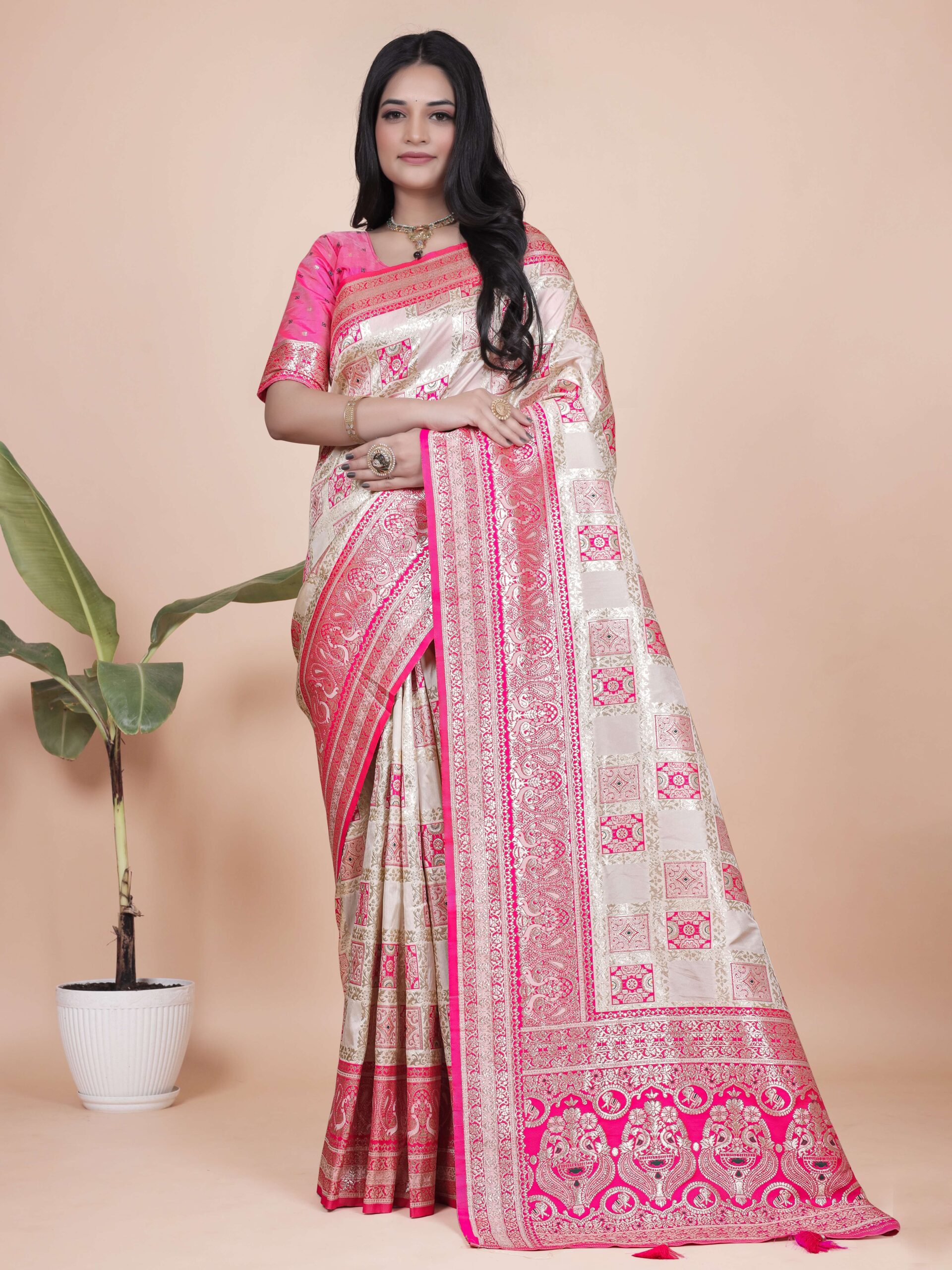 Cream & Pink Banarasi Silk Saree with Silver Zari | Wedding, Party & Traditional Wear | Elegant Banarasi Saree with Contrast Pallu - Image 6